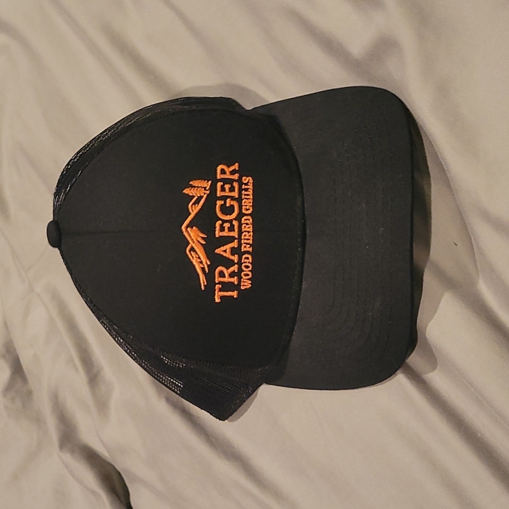 Trager hat